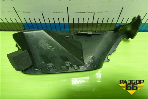 Накладка на торпедо (боковая верхняя правая) (681342ED500) для Nissan Tiida (C11X) с 2004-2013г
