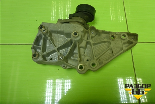 Кронштейн компрессора кондиционера (9685727780) для Peugeot 408 с 2012г