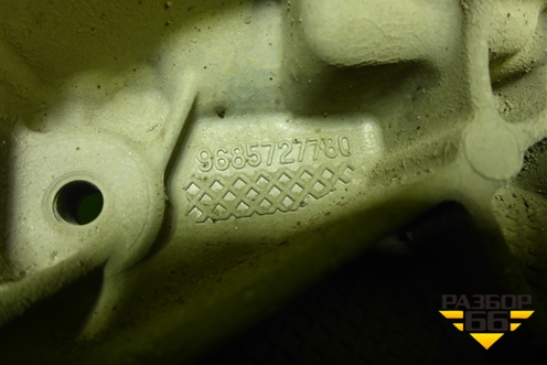 Кронштейн компрессора кондиционера (9685727780) для Peugeot 408 с 2012г