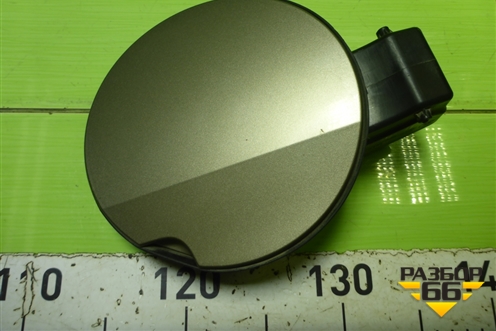 Лючок бензобака (9802640080) для Peugeot 408 с 2012г