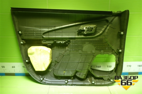 Обшивка двери передней правой под электрику (94778751) для Chevrolet Cobalt с 2012г