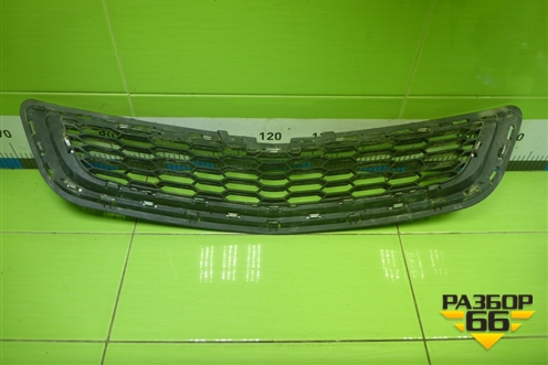 Решетка радиатора (нижняя) для Chevrolet Cobalt с 2012г