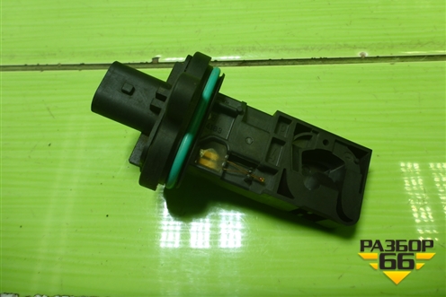 Датчик массового расхода воздуха (13301682) для Chevrolet Cobalt с 2012г (Кобальт)