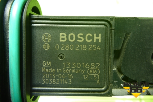 Датчик массового расхода воздуха (13301682) для Chevrolet Cobalt с 2012г (Кобальт)