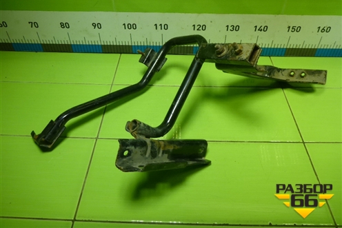 Кронштейн подножки  (левый) (845MAA01130) для DAYUN CGC4250