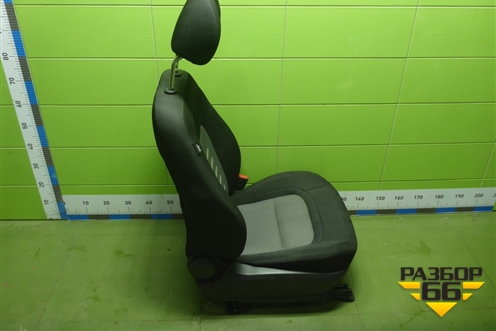 Сиденья комплект (5ти дверный хетчбэк AIR BAG подогрев) для Kia Ceed с 2012-2018г (Сид 2)