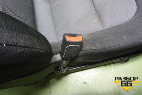 Сиденья комплект (5ти дверный хетчбэк AIR BAG подогрев) для Kia Ceed с 2012-2018г (Сид 2)