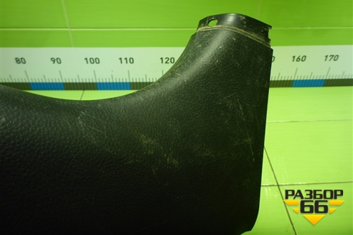 Обшивка стойки центральная нижняя правая (MR444208) для Mitsubishi Lancer-9  с 2003-2008г (Лансер)