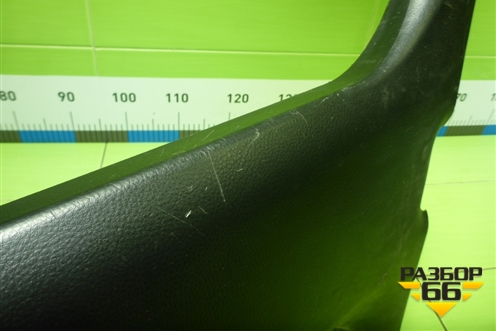 Обшивка стойки центральная нижняя левая (MR444207) для Mitsubishi Lancer-9  с 2003-2008г (Лансер)