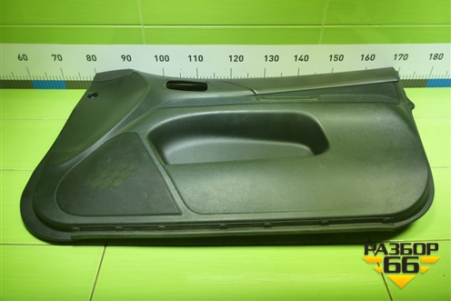 Обшивка двери передней правой под электрику (MR444242) для Mitsubishi Lancer-9  с 2003-2008г (Лансер)