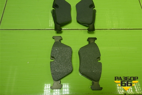 Колодки тормозные передние (новые) (34116775310) для BMW 5-серия F10/F11 с 2009-2016г
