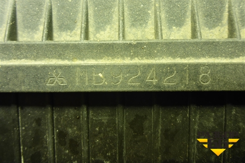 Корпус воздушного фильтра (MB924218) для Mitsubishi Lancer-9  с 2003-2008г (Лансер)