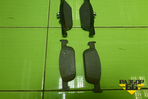 Колодки тормозные передние (новые) (410605536R) для Renault Sandero с 2013-2022г (Сандеро)