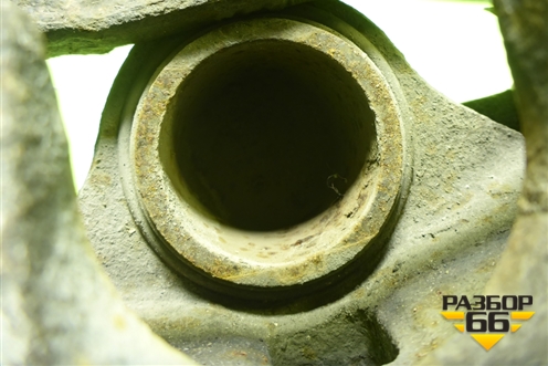 Суппорт передний правый для Mitsubishi Lancer-9  с 2003-2008г (Лансер)