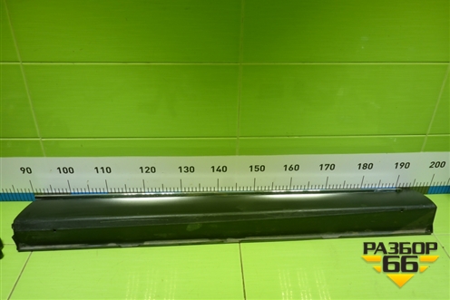 Накладка двери передней правой (TK4951RA1) для Mazda CX 9 с 2017г (СХ9)