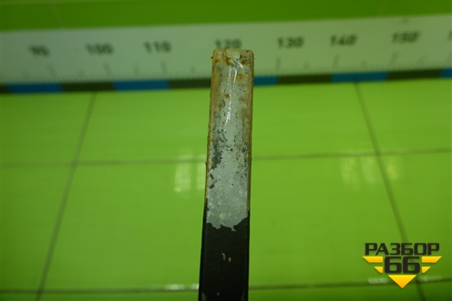 Поводок стеклоочистителя левый для Mitsubishi Lancer-9  с 2003-2008г (Лансер)