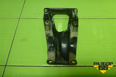 Кронштейн впускного коллектора для Mitsubishi Lancer-9  с 2003-2008г (Лансер)