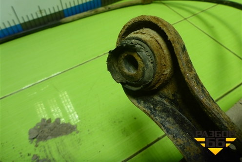 Рычаг задний продольный правый (ступица на 4 шпильки) для Mitsubishi Lancer-9  с 2003-2008г (Лансер)