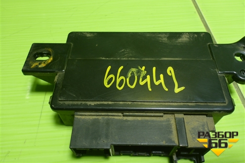 Блок электронный (подогрева сидений) (13583359) для Chevrolet Cobalt с 2012г (Кобальт)