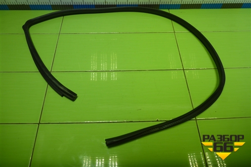 Уплотнитель двери передней левой для Mitsubishi Lancer-9  с 2003-2008г (Лансер)