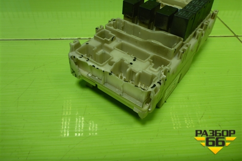 Блок предохранителей для Mitsubishi Lancer-9  с 2003-2008г (Лансер)