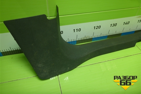 Накладка порога внутренняя правая (3-х дверный кузов) (13180586) для Opel Corsa D с 2006-2014г (Корса Д)