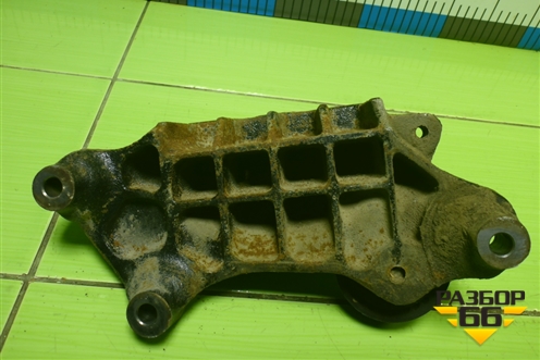 Кронштейн опоры двигателя (правой) для Chevrolet Cobalt с 2012г (Кобальт)