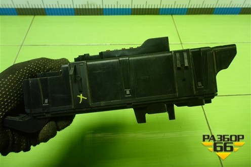 Блок предохранителей салонный (13265078) для Opel Corsa D с 2006-2014г (Корса Д)