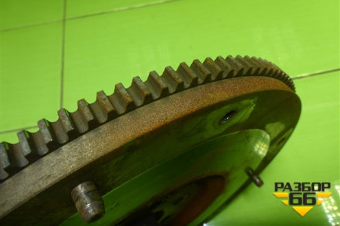 Маховик (1.5л B15D2 МКПП) (25180847) для Chevrolet Cobalt с 2012г (Кобальт)