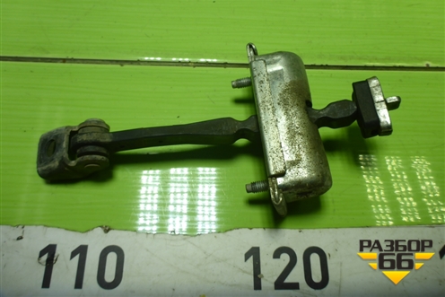 Ограничитель двери передней левой (13242975) для Opel Corsa D с 2006-2014г (Корса Д)