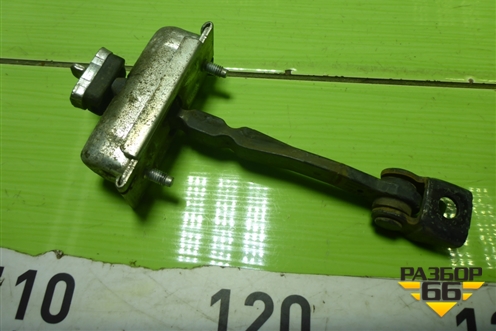 Ограничитель двери передней правой (13242975) для Opel Corsa D с 2006-2014г (Корса Д)