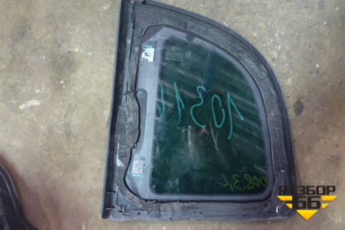 Стекло глухое левое (8569XF) для Peugeot 3008 с 2010-2016г