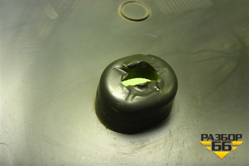 Накладка внутренняя консоли левая (13205069) для Opel Corsa D с 2006-2014г (Корса Д)