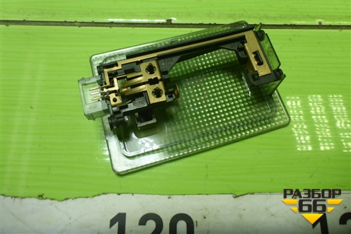 Плафон салонный передний для Opel Corsa D с 2006-2014г (Корса Д)