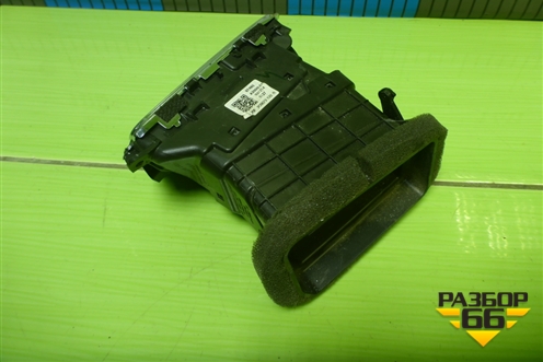 Дефлектор воздушный левый (97480A2000LEF) для Kia Ceed с 2012-2018г (Сид 2)