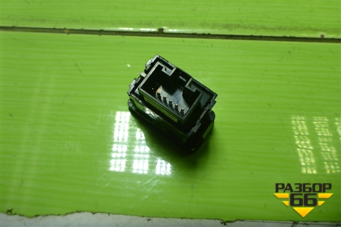 Кнопка аварийной сигнализации (93790A2000) для Kia Ceed с 2012-2018г (Сид 2)