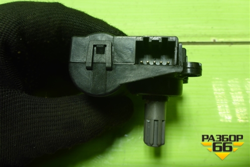 Моторчик заслонки отопителя (D332ATBAA02) для Kia Ceed с 2012-2018г (Сид 2)