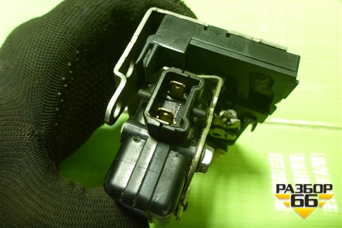 Замок двери передней правой для Renault Logan с 2004-2015г (Логан)