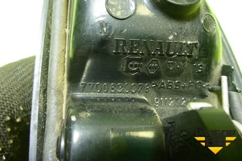 Ручка внутренняя двери задней левой (7700830078) для Renault Logan с 2004-2015г (Логан)