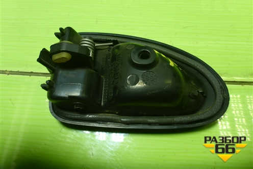 Ручка внутренняя двери передней правой (7700830079) для Renault Logan с 2004-2015г (Логан)