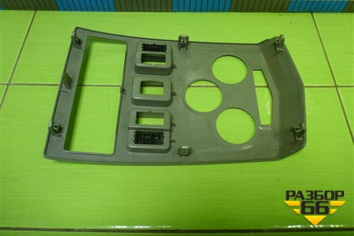 Накладка на торпедо (центральная до 2009г) (8200751184) для Renault Logan с 2004-2015г (Логан)