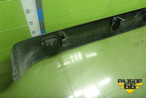 Спойлер кабины (8204С000011) для DAYUN CGC4250