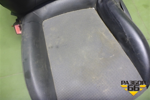 Сиденья комплект (5ти дверный хетчбэк AIR BAG подогрев) для Opel Corsa D с 2006-2014г (Корса Д)