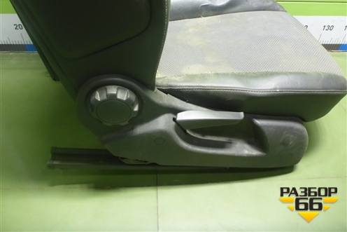 Сиденья комплект (5ти дверный хетчбэк AIR BAG подогрев) для Opel Corsa D с 2006-2014г (Корса Д)