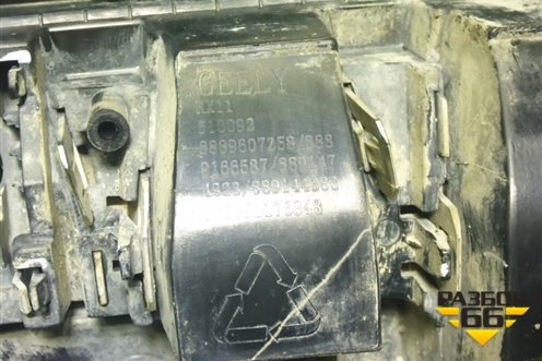 Решетка радиатора (8889607258) для Geely Monjaro с 2021г (Монджаро)