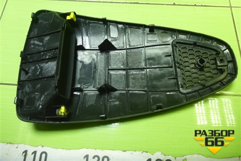 Накладка на торпедо (верхняя под дисплей) (13205164) для Opel Corsa D с 2006-2014г (Корса Д)