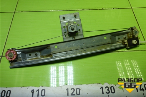 Стеклоподъёмник механический задний правый (13188501) для Opel Corsa D с 2006-2014г (Корса Д)