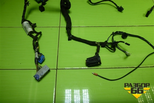 Проводка салонная (под торпедо) (13268808) для Opel Corsa D с 2006-2014г (Корса Д)