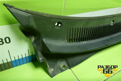 Решетка стеклоочистителей правая (0K2A150785) для Kia Spectra с 2001г (Спектра)