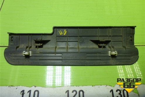 Накладка порога внутренняя заднего правого (0K2A168730) для Kia Spectra с 2001г (Спектра)